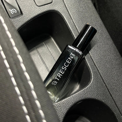 Autoparfum spray in auto